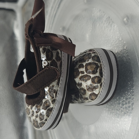H Newborn 3 To 6 Mos Cheetah Sparkly Cute Mary Janes - Picture 4 of 8